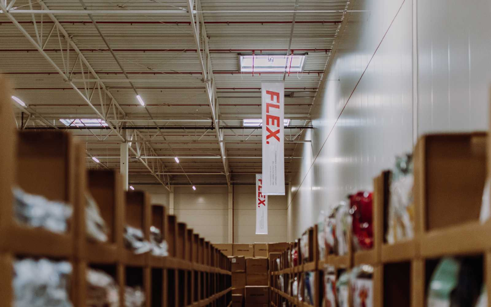 Amazon FC STR1/STR4 Pforzheim, DE - FLEX. Logistik